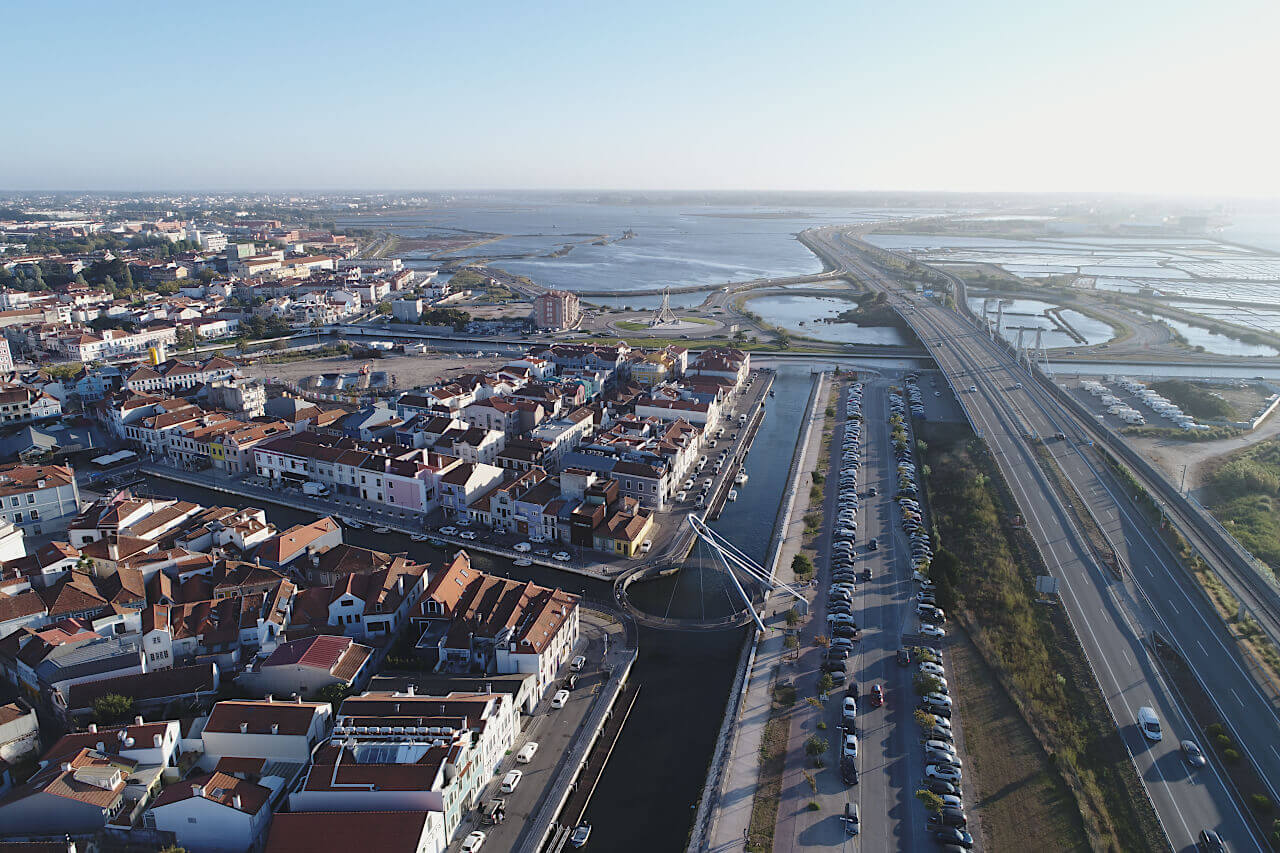Vista dos canais de Aveiro, a Veneza Portuguesa.