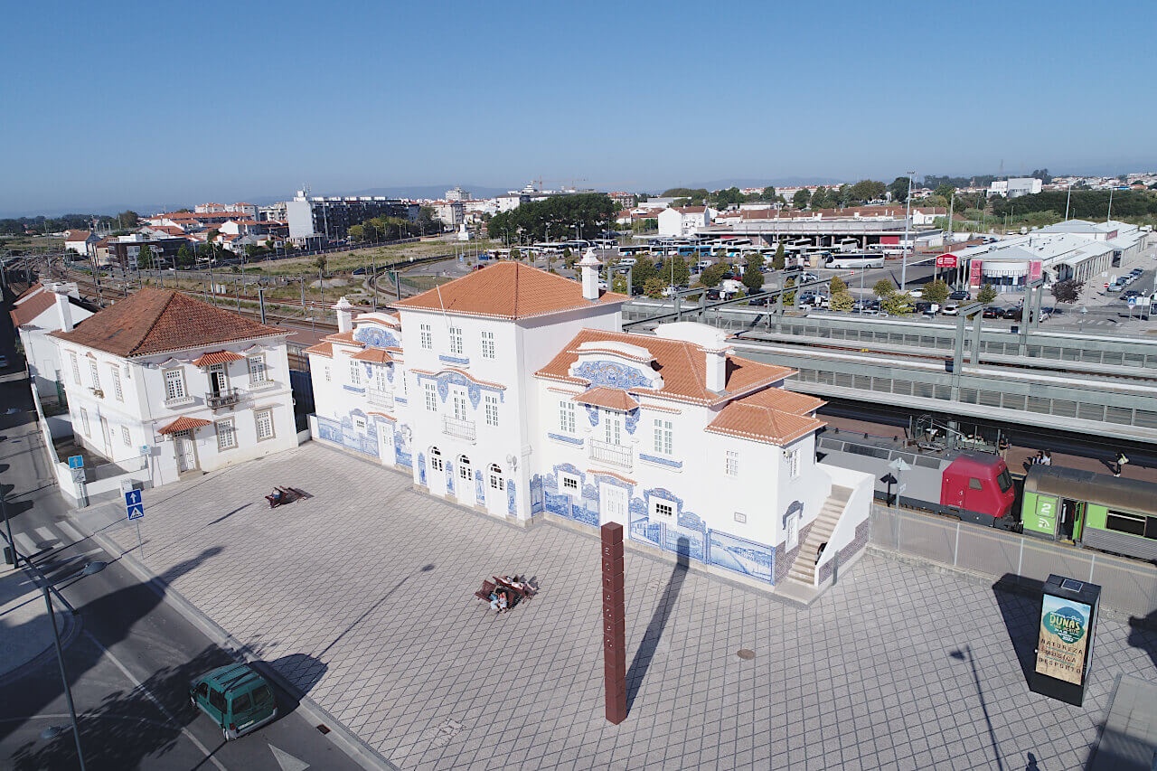 O NB Life está a 2 minutos a pé da Estação de Comboios de Aveiro e do edifício histórico da Antiga Estação